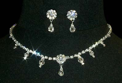 #12887 Multi Station Crystal Rosette Pear Neck and Ear Set