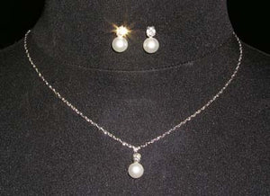 #15013 - Classic Pearl Dot Necklace Set