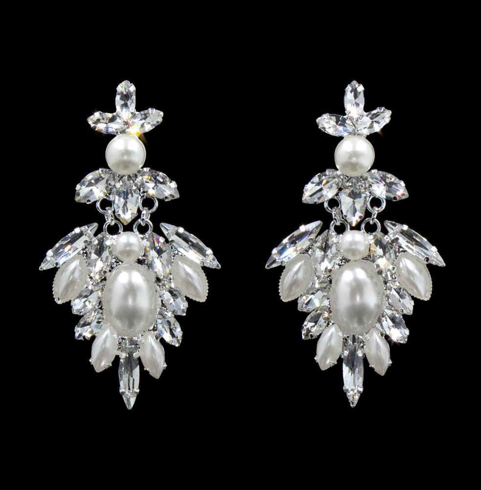 #16546 - Pearl Petals Drop Earring