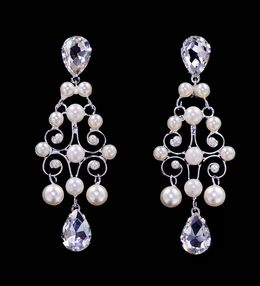 #16569 - Pearl and Rhinestone Decorative Earrings